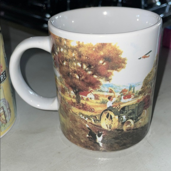 Two John Deere coffee mugs by Gibson - Picture 4 of 7